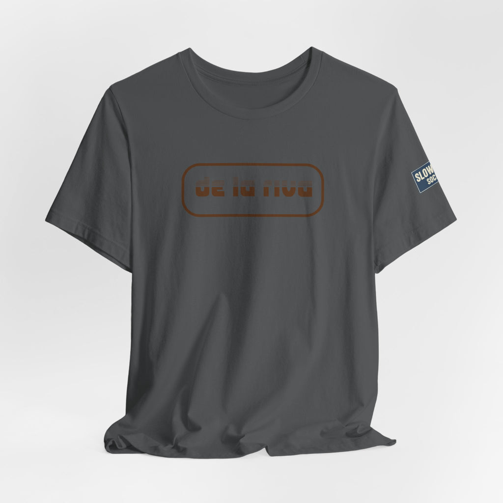 De La Riva Tee – Brown T-Shirt